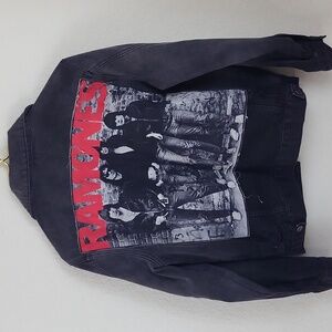 Ramones 1-2-3-4 Distressed Black Denim Jacket Size Medium Punk Rock Music